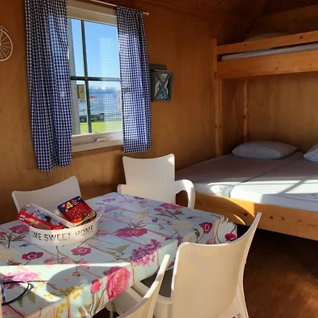 Boerencamping Duinzoomhoeve - Hooiberghut Eba Séjour à la ferme *