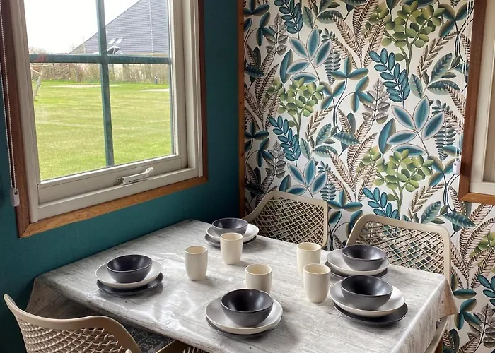 Boerencamping Duinzoomhoeve - Hooiberghut Eba *